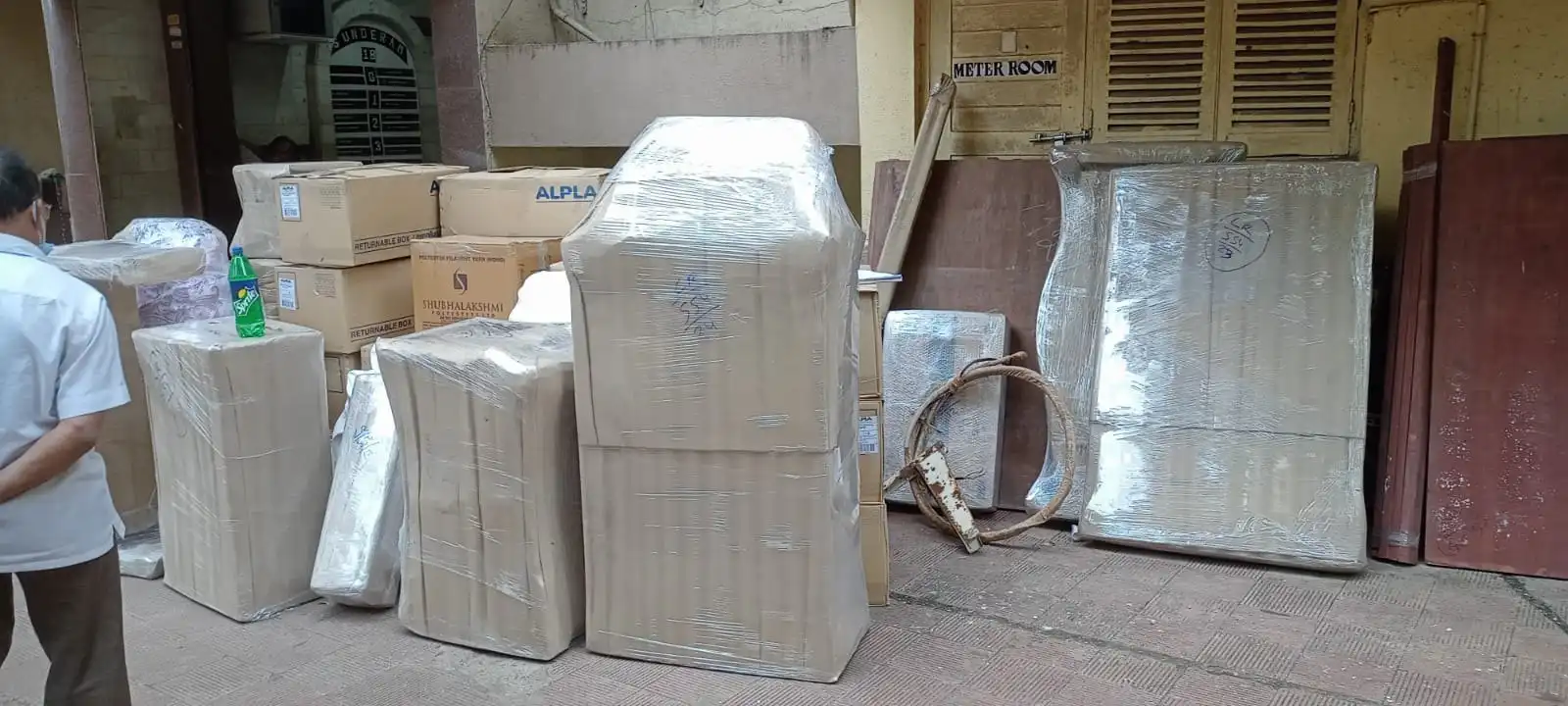Packers and Movers in Varanasi